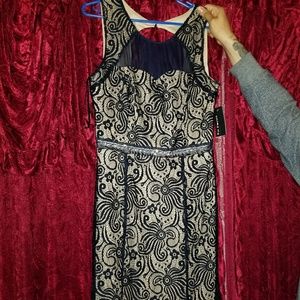 Beige & blue laced dress